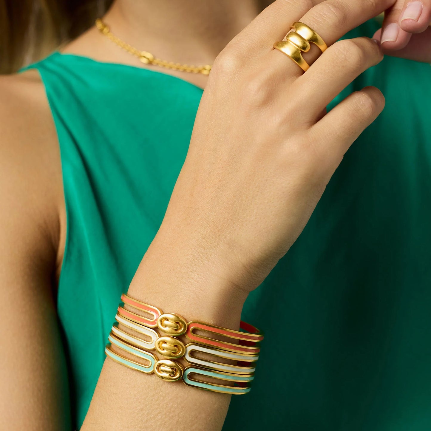 Laguna Enamel Hinge Bangle -Ivory