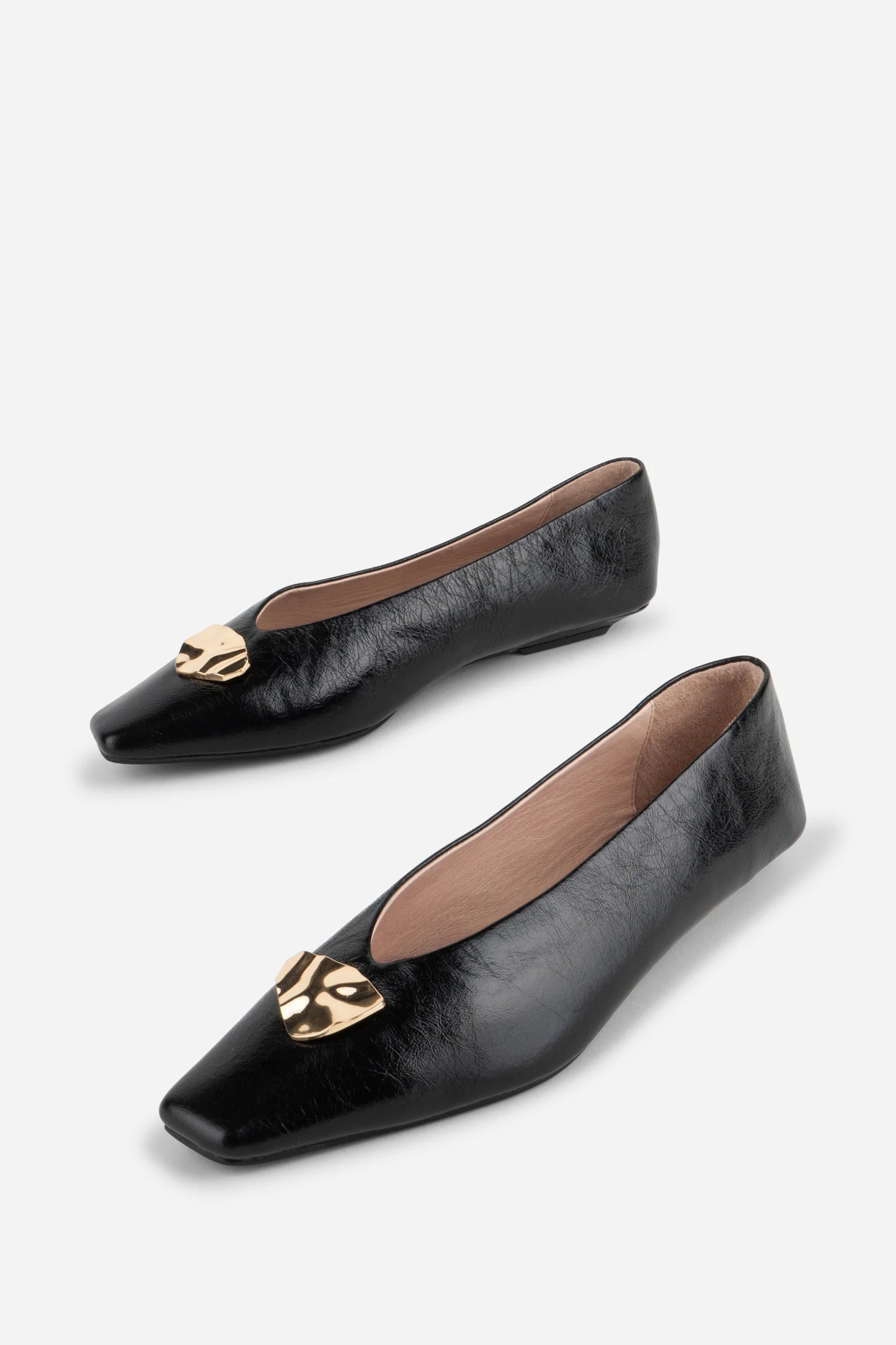 Celda Crinkle Patent Flat