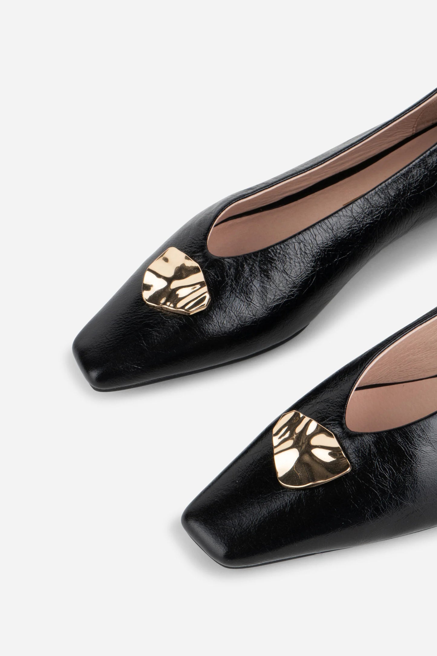 Celda Crinkle Patent Flat