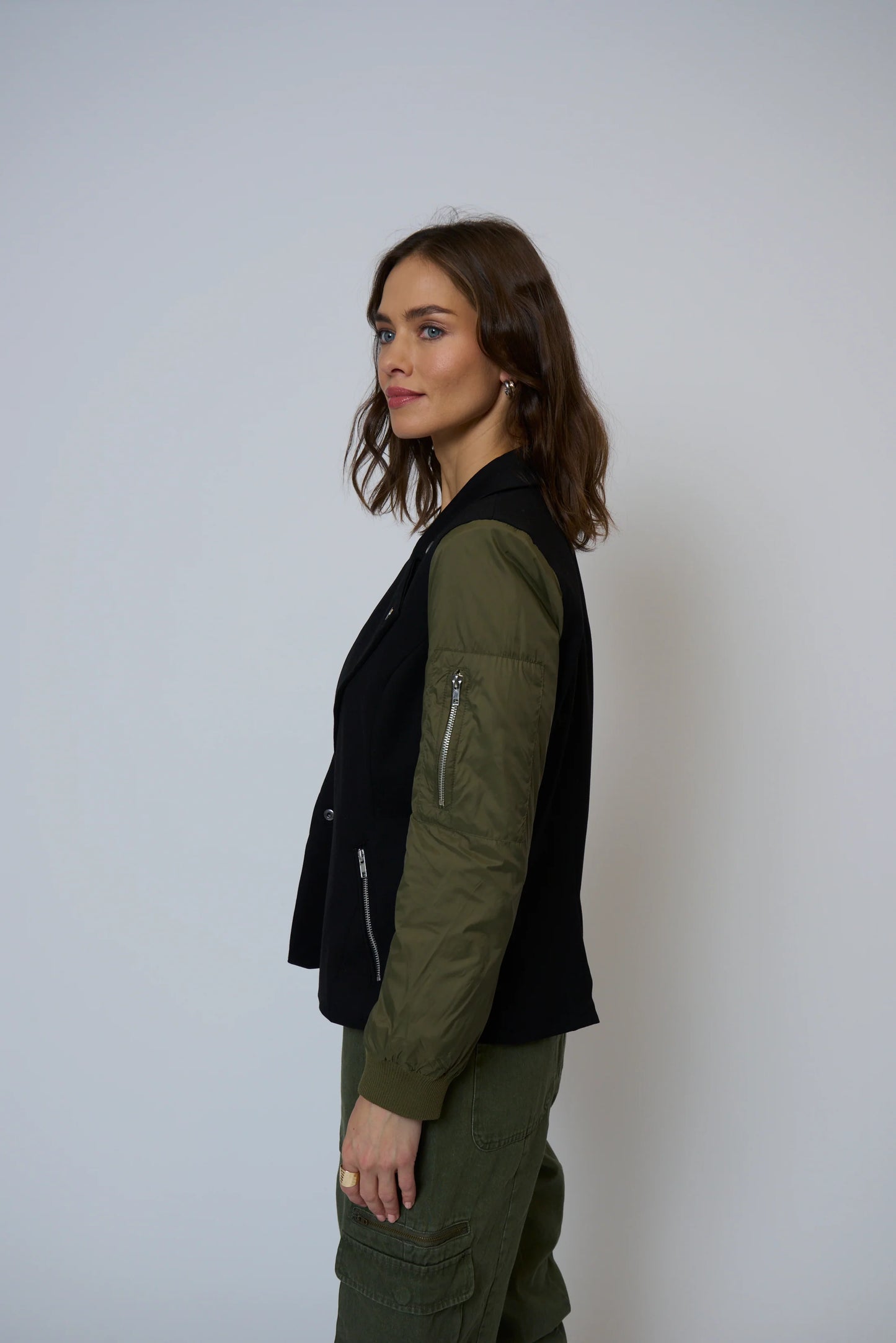 Billie Nylon Sleeve Blazer