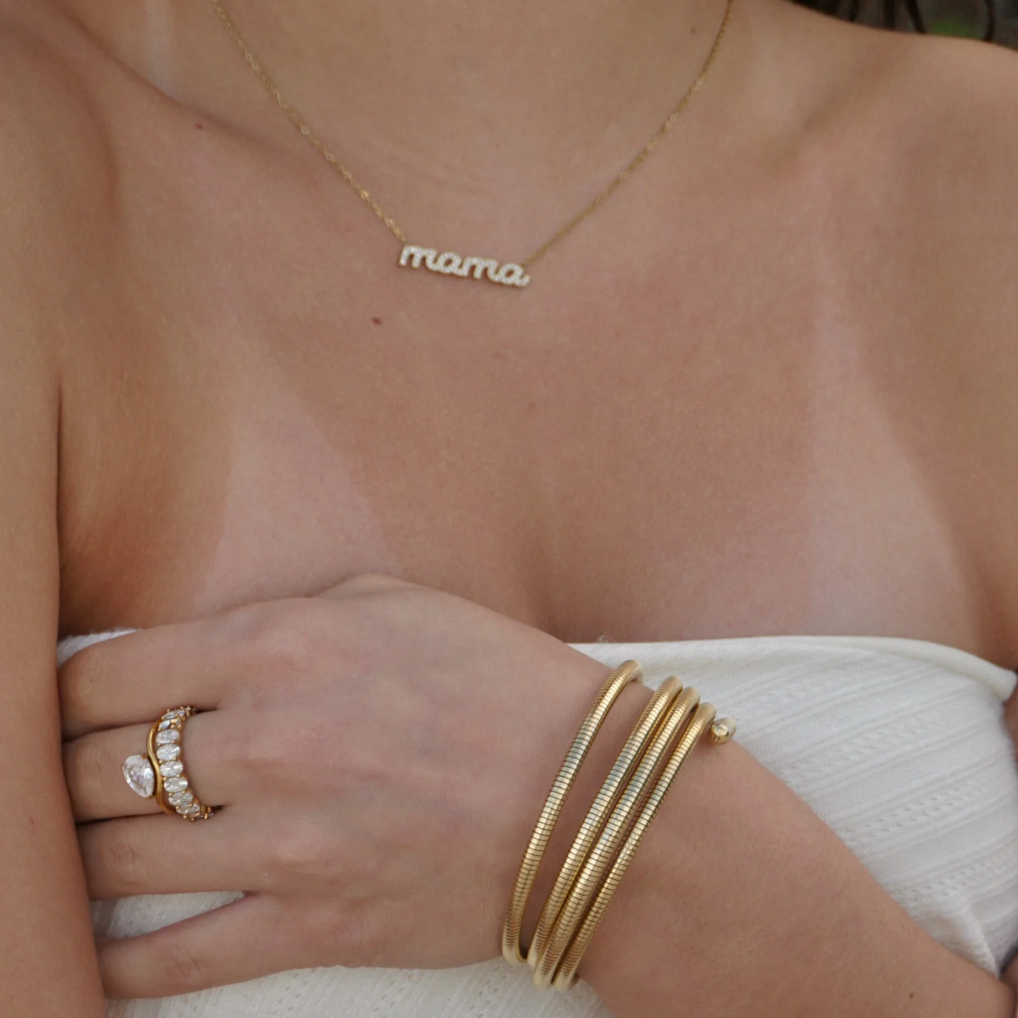 Eloise Mama Necklace