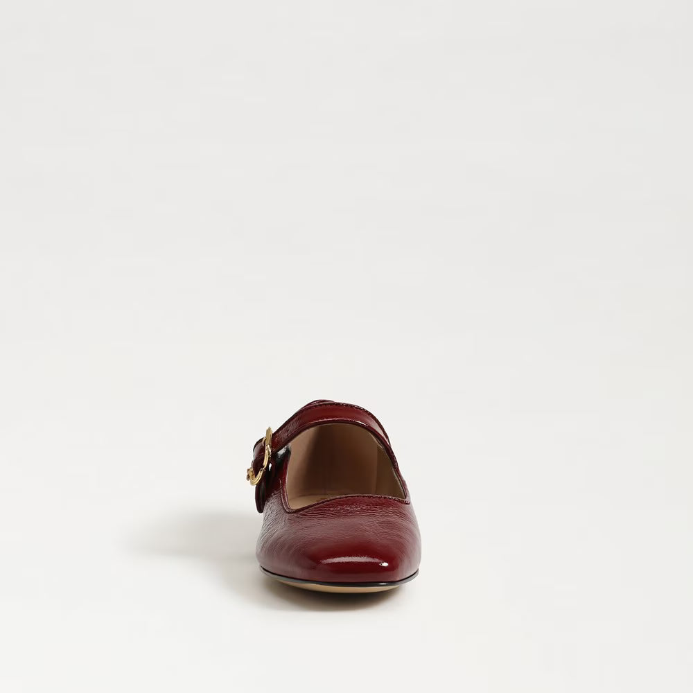 Michaela Mary Jane Flat