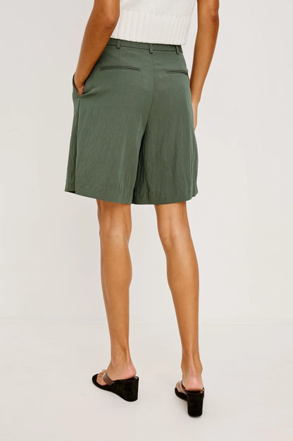 Zamora Short