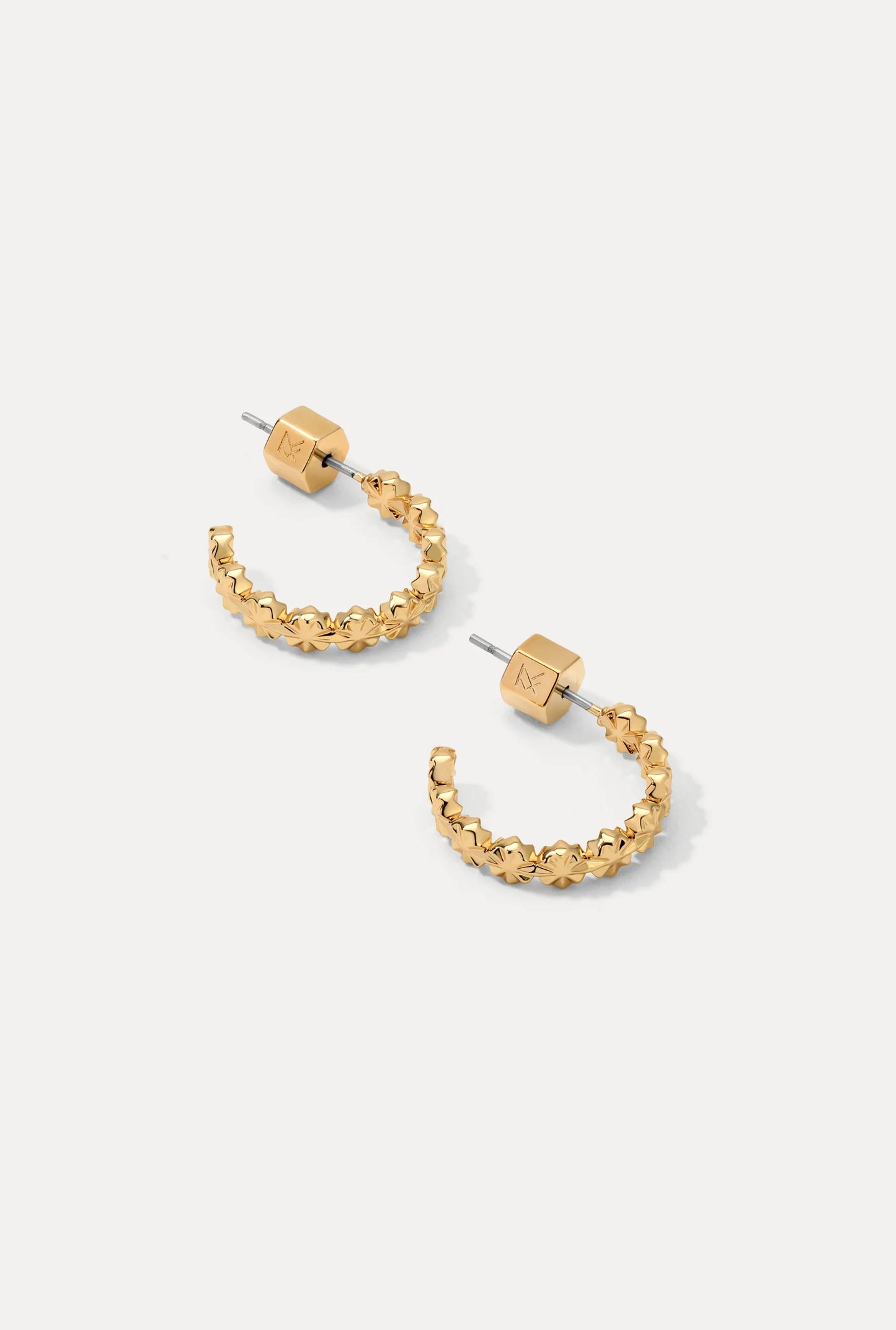 Lauren Hoops - Gold