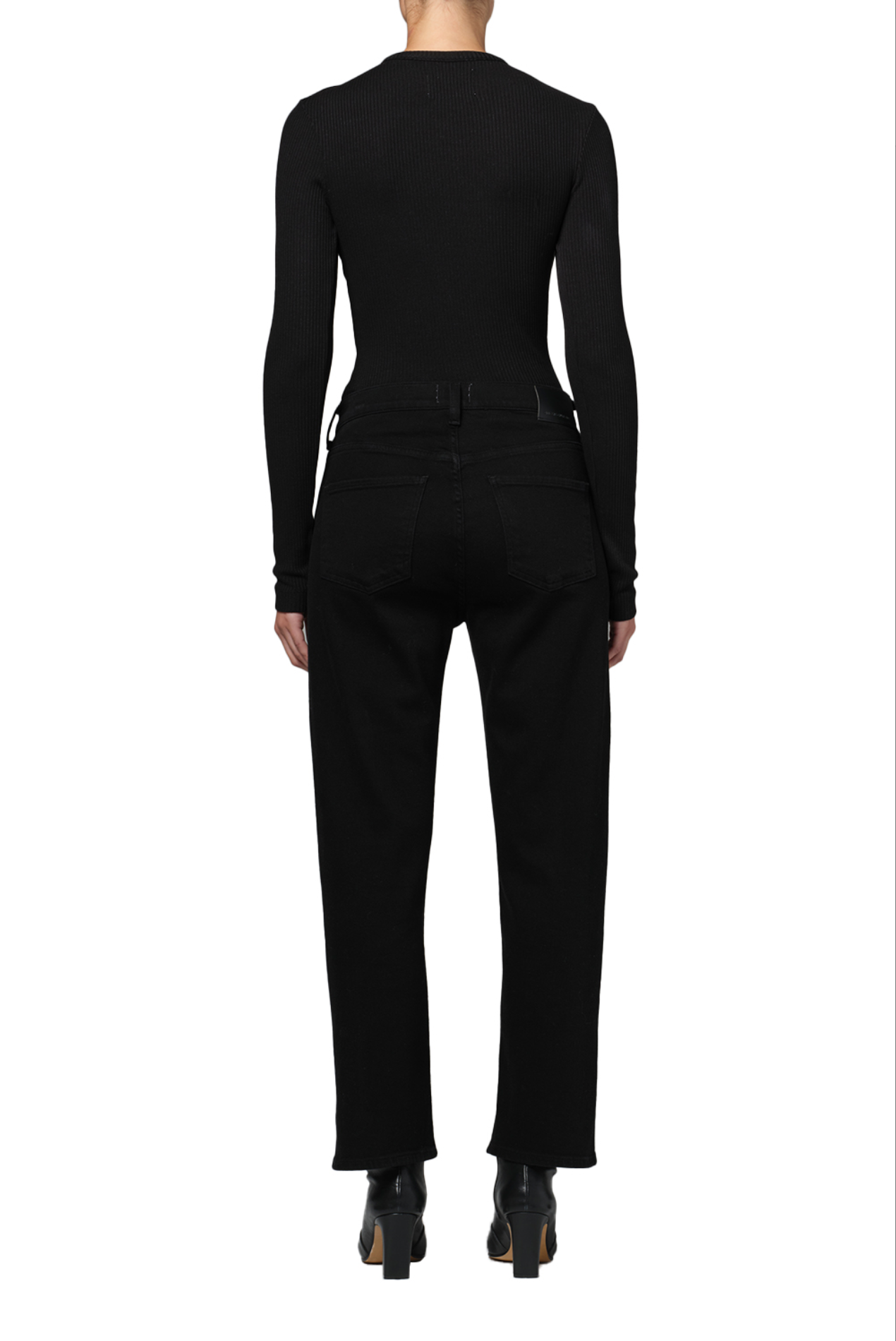 Delfina In Starless