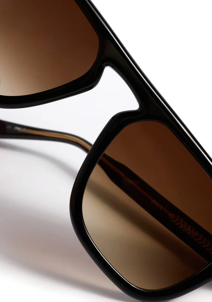 ZANDER | Black + Black Tea