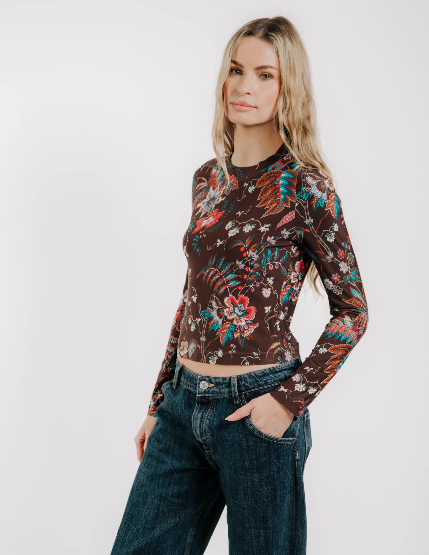 Sarafina Tee