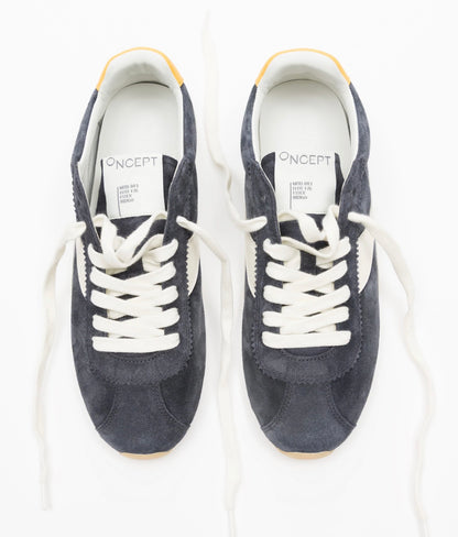 Indigo Essex Sneaker