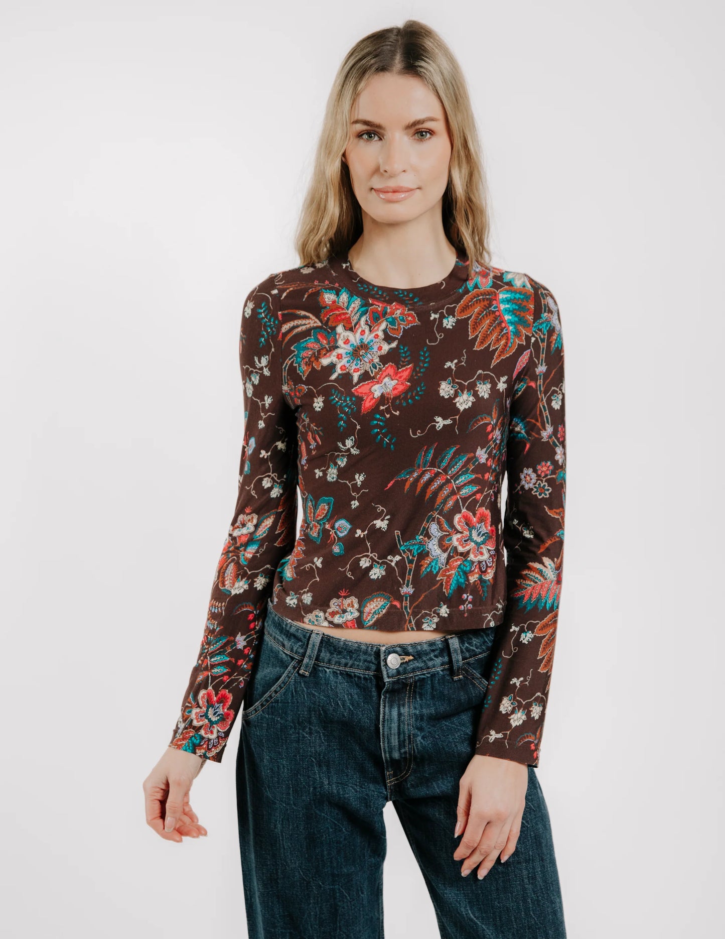 Sarafina Tee