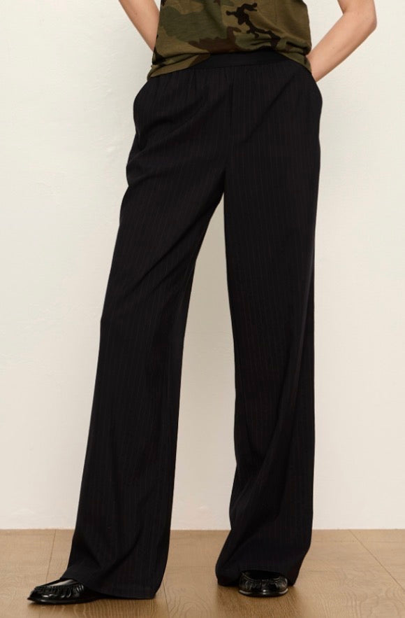 Uplift Pull On Trouser