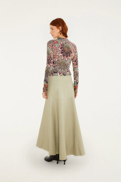 Tapestry Flower Knit Layer Top
