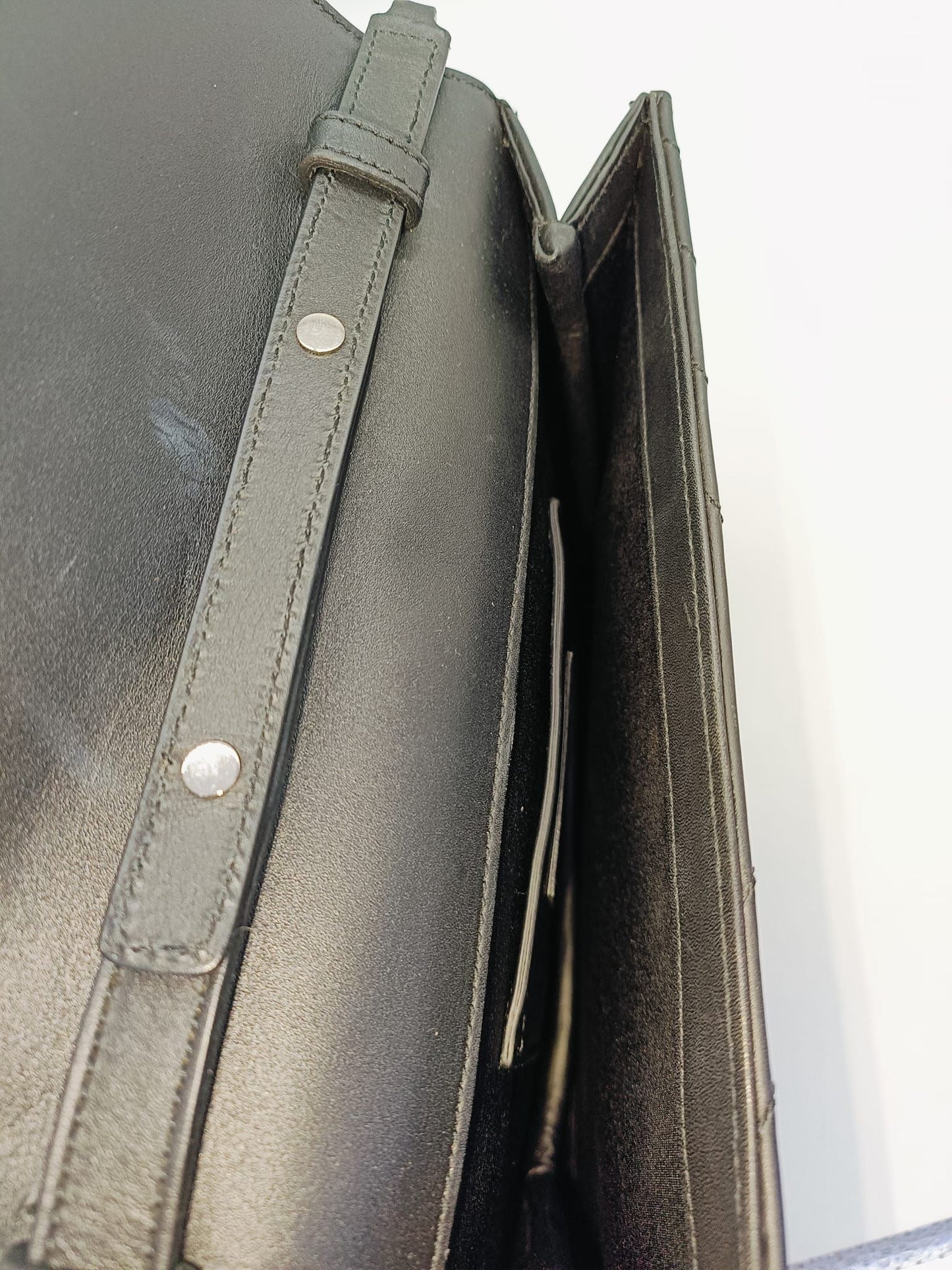 Yves Saint Laurent Shoulder Bag Black Leather