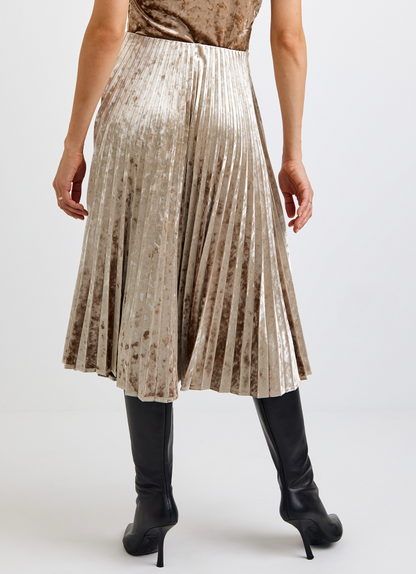 Clean Waist Pleated Skirt