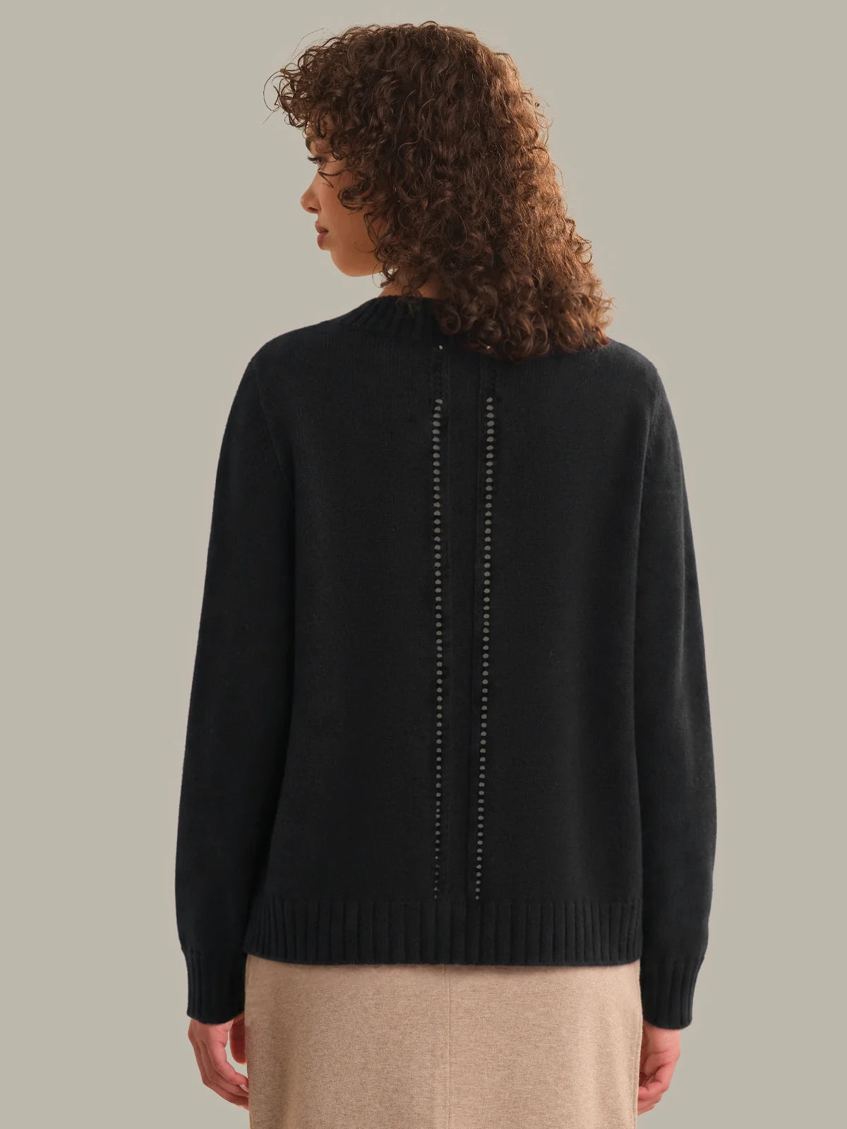 Virginia V-Neck Pullover
