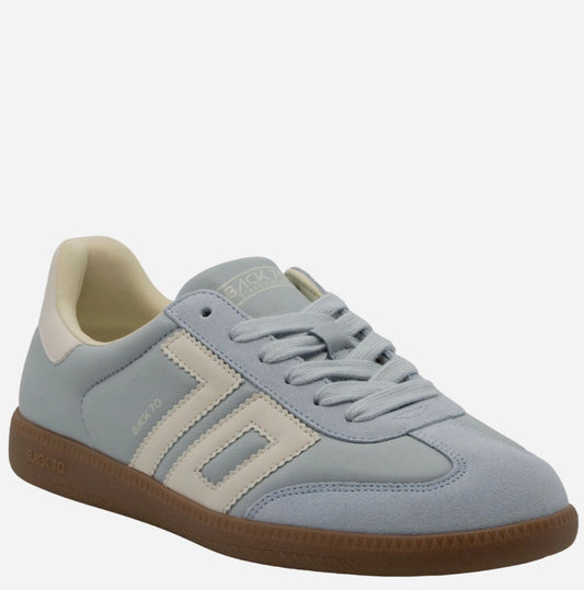 Light Sky Cloud D26 Sneaker