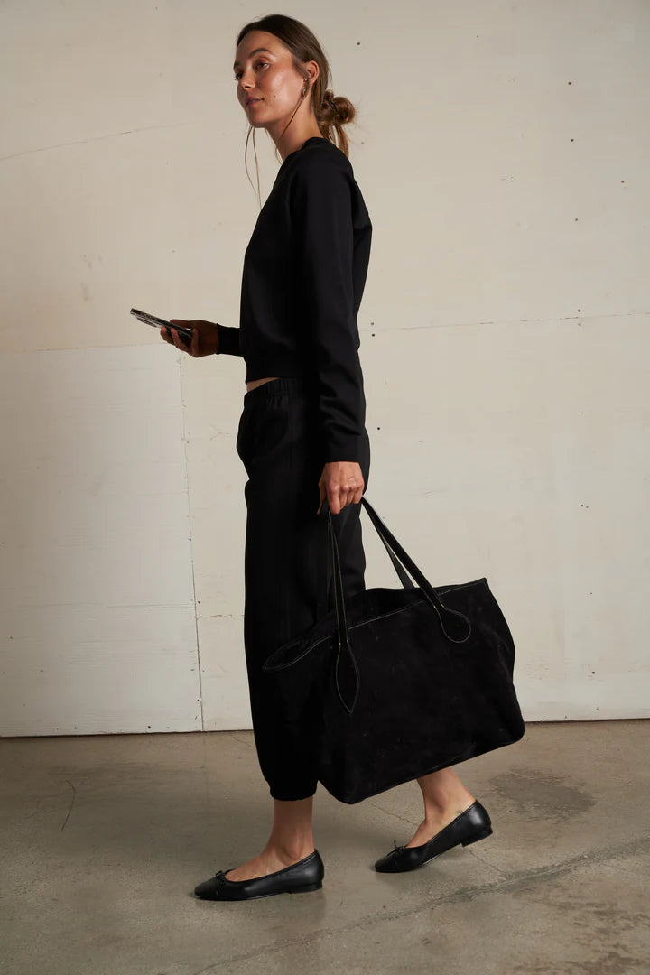 Lucia Travel Raglan Sweatshirt