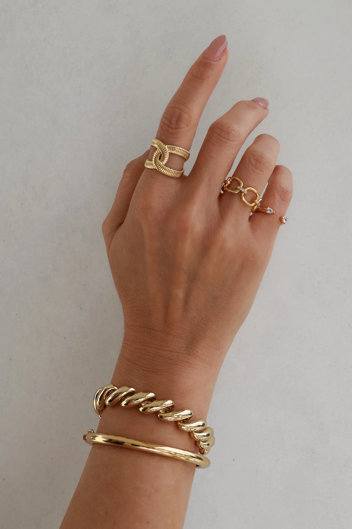 Mina Cuff