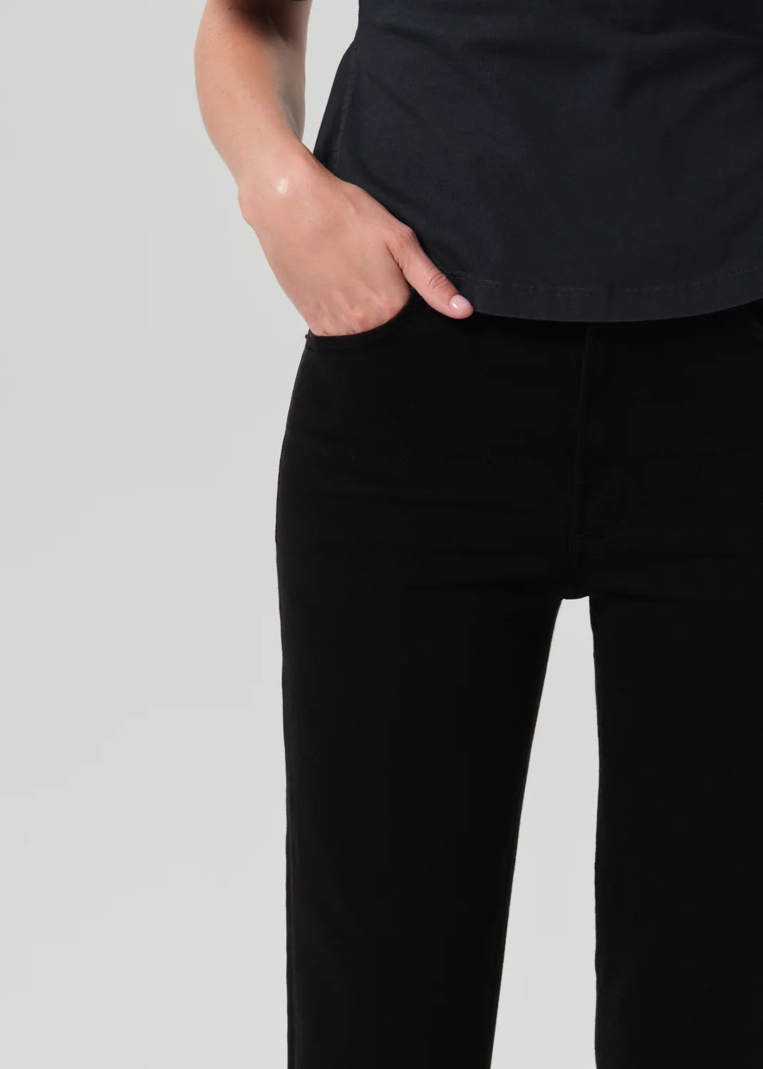 Caia Straight in Plush Black