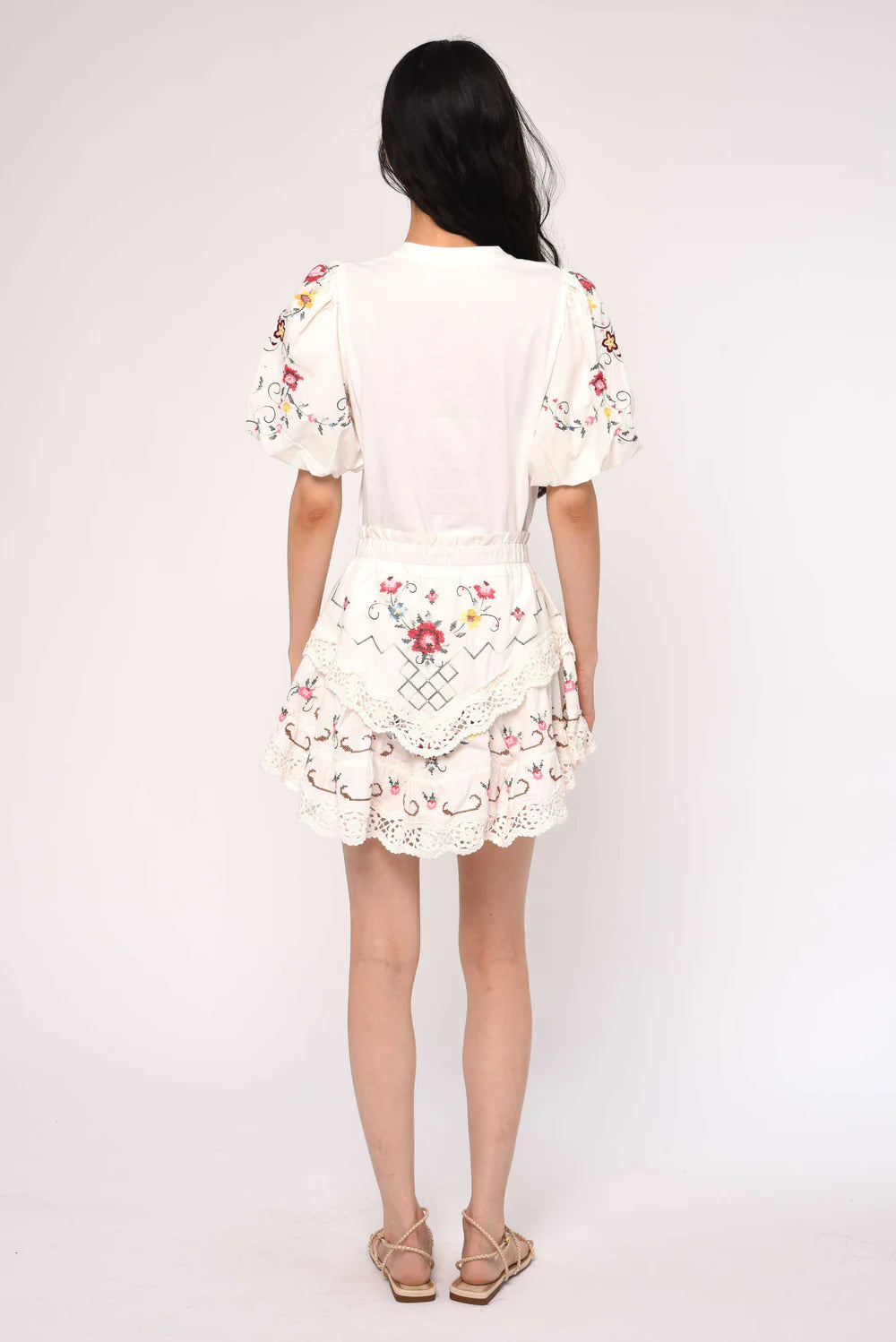 Lail Tee
