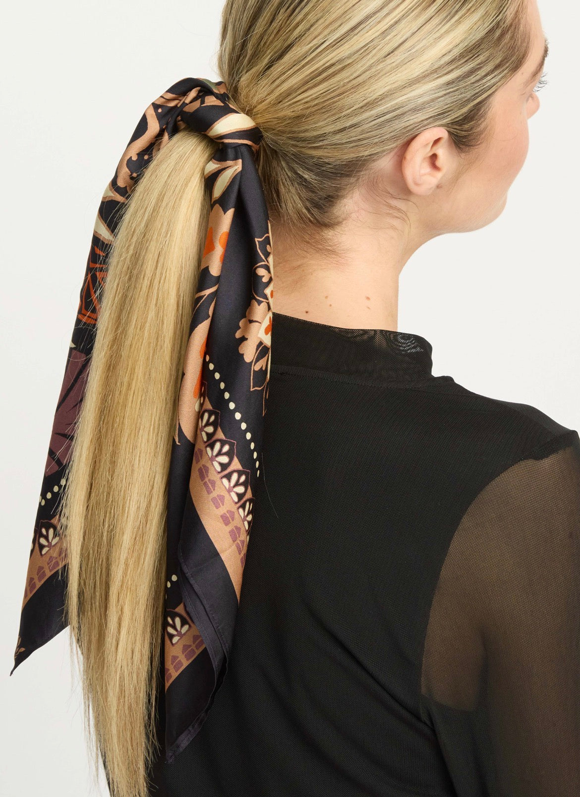 Crouching Cheetah Renee Scarf