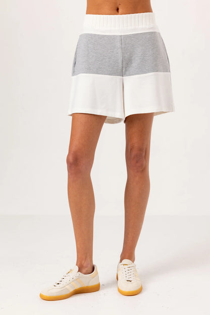 Brisa Short