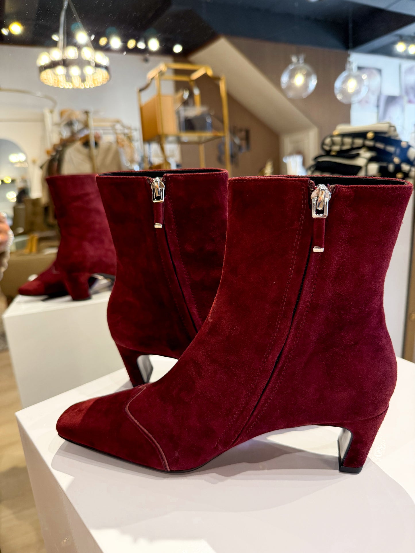 Burgundi Boots