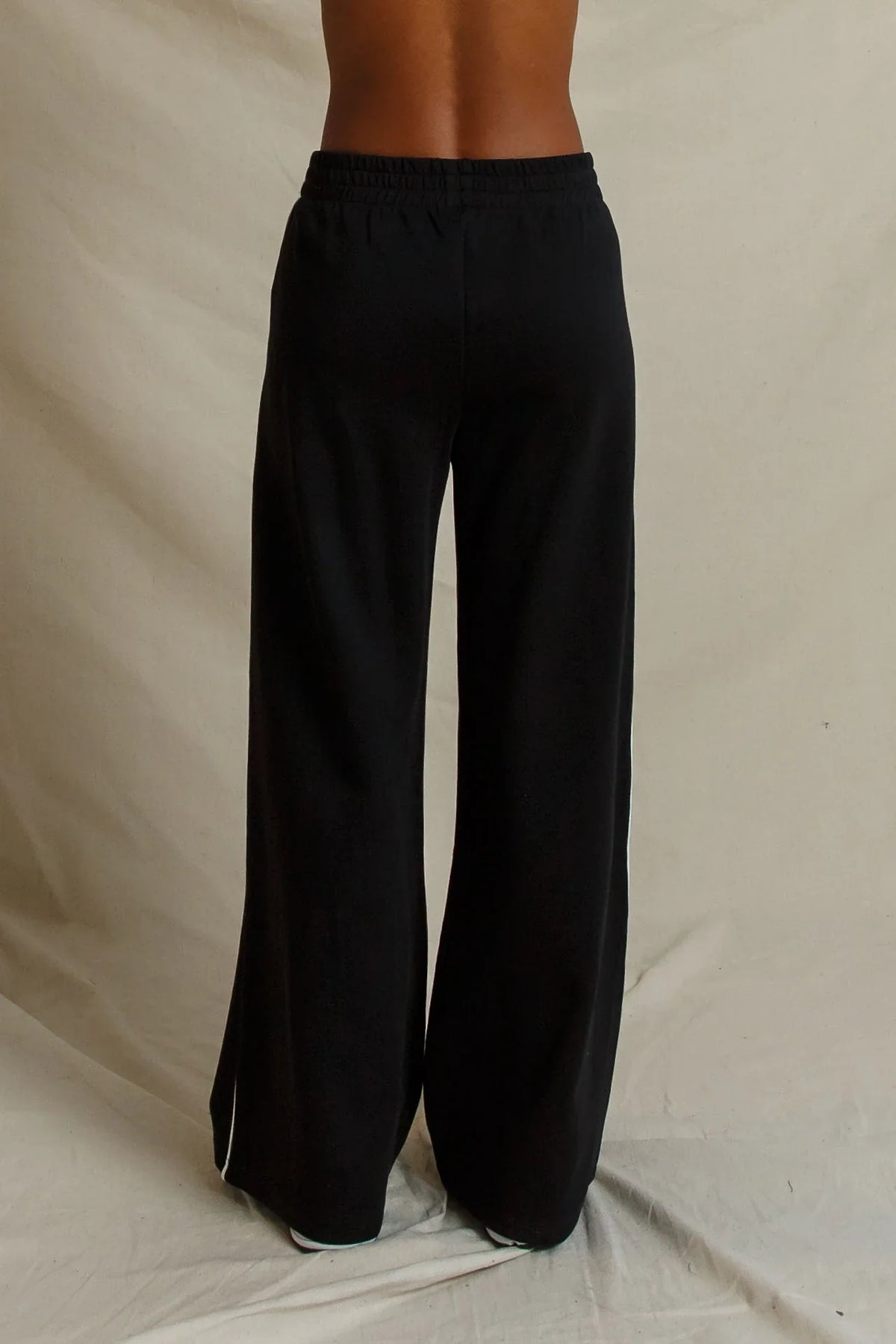 Mikos Travel Wide Leg Pants