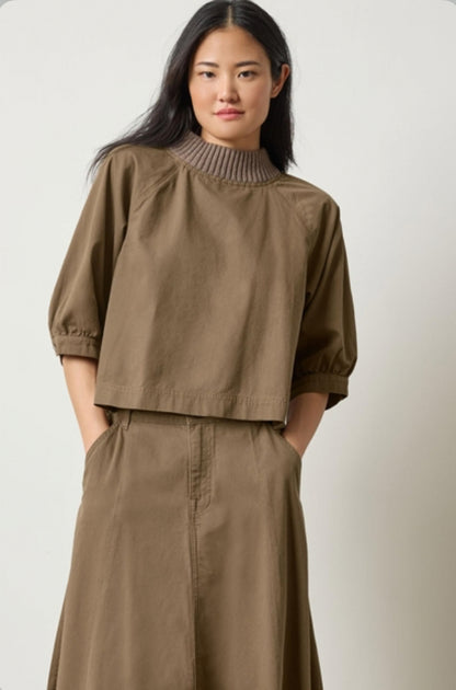Knit Collar Twill Top